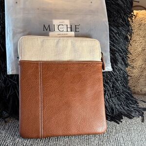 Miche Tan vegan leather Tablet Bag, brand new!